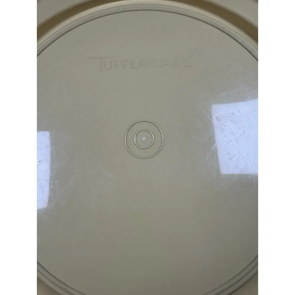 Vintage Tupperware Pie Carrier Harvest Gold Round Pie Keeper w Handle